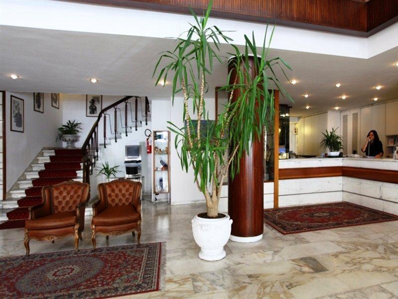 Hotel Ariston Пиза Екстериор снимка